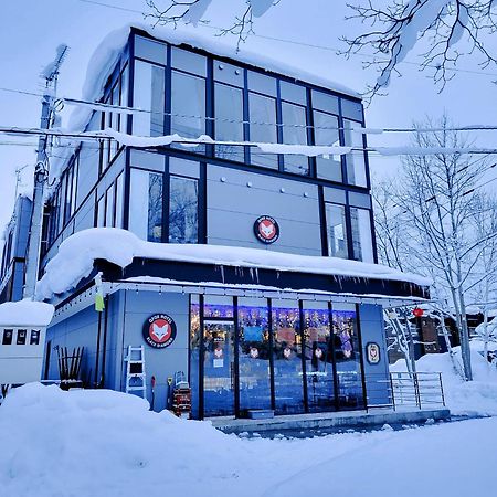 Q Fox Black Diamond Hotel Куттян Экстерьер фото
